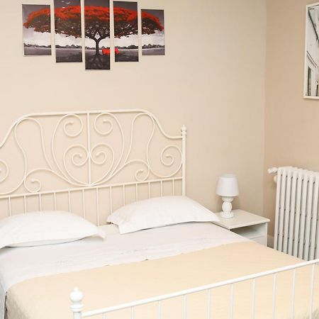 La Casa Della Nonna Bed & Breakfast Montemiletto ภายนอก รูปภาพ