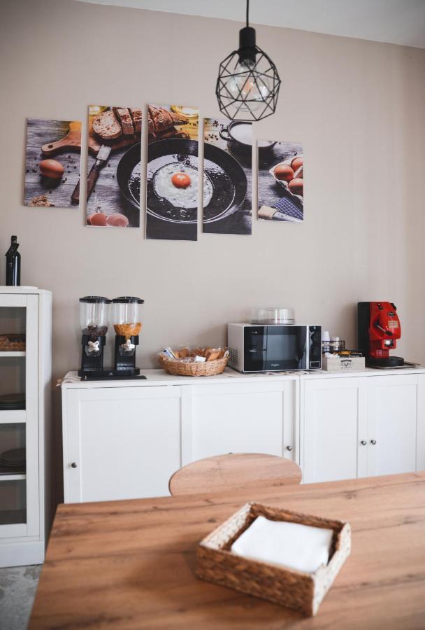 La Casa Della Nonna Bed & Breakfast Montemiletto ภายนอก รูปภาพ